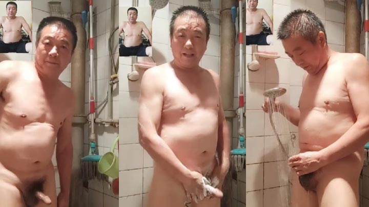 帅老洗澡鸡巴都硬了